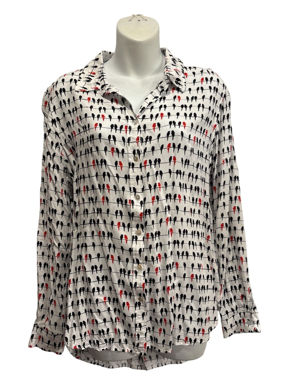 Jane and Delancey White Button-Down Shirt with Black & Red Bird Print SZ large